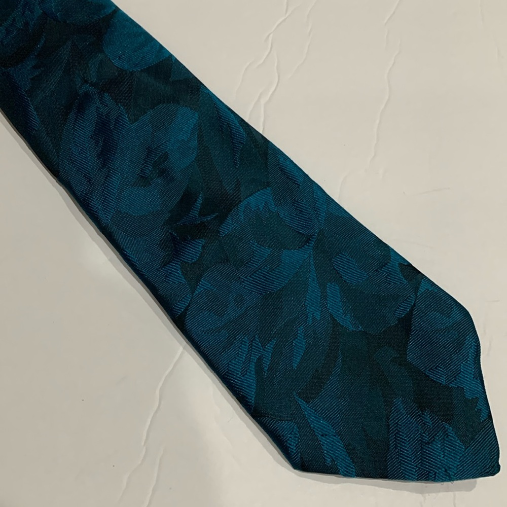Envoy LIMITED EDITION tie